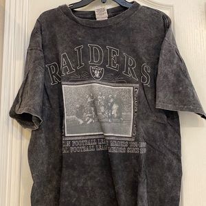 Mid 90s raiders shirt